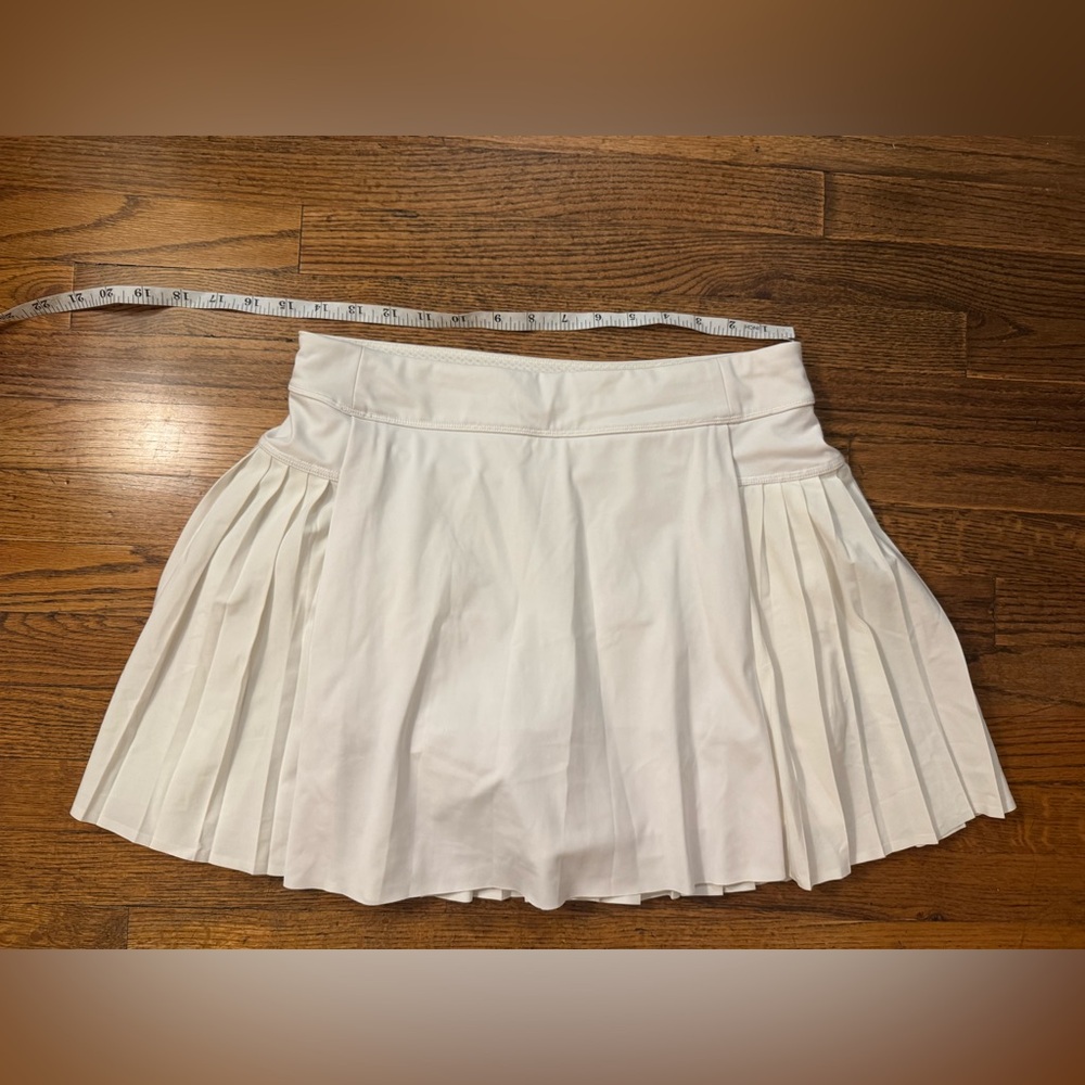 Athleta Advantage Skort White pleated Skirt front pockets high waisted small
